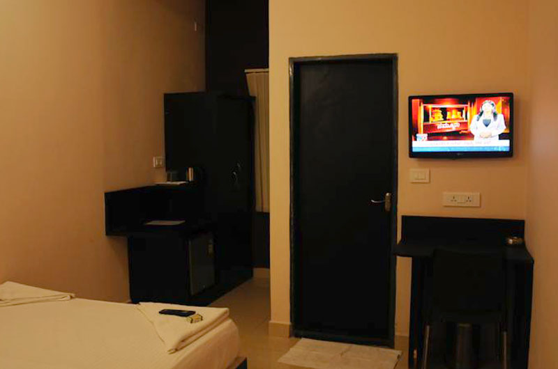Hotel Sri Krishna Residency Udupi - Deluxe A/C View_3