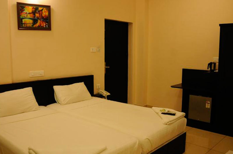Hotel Sri Krishna Residency Udupi - Deluxe Non A/c Room View_2